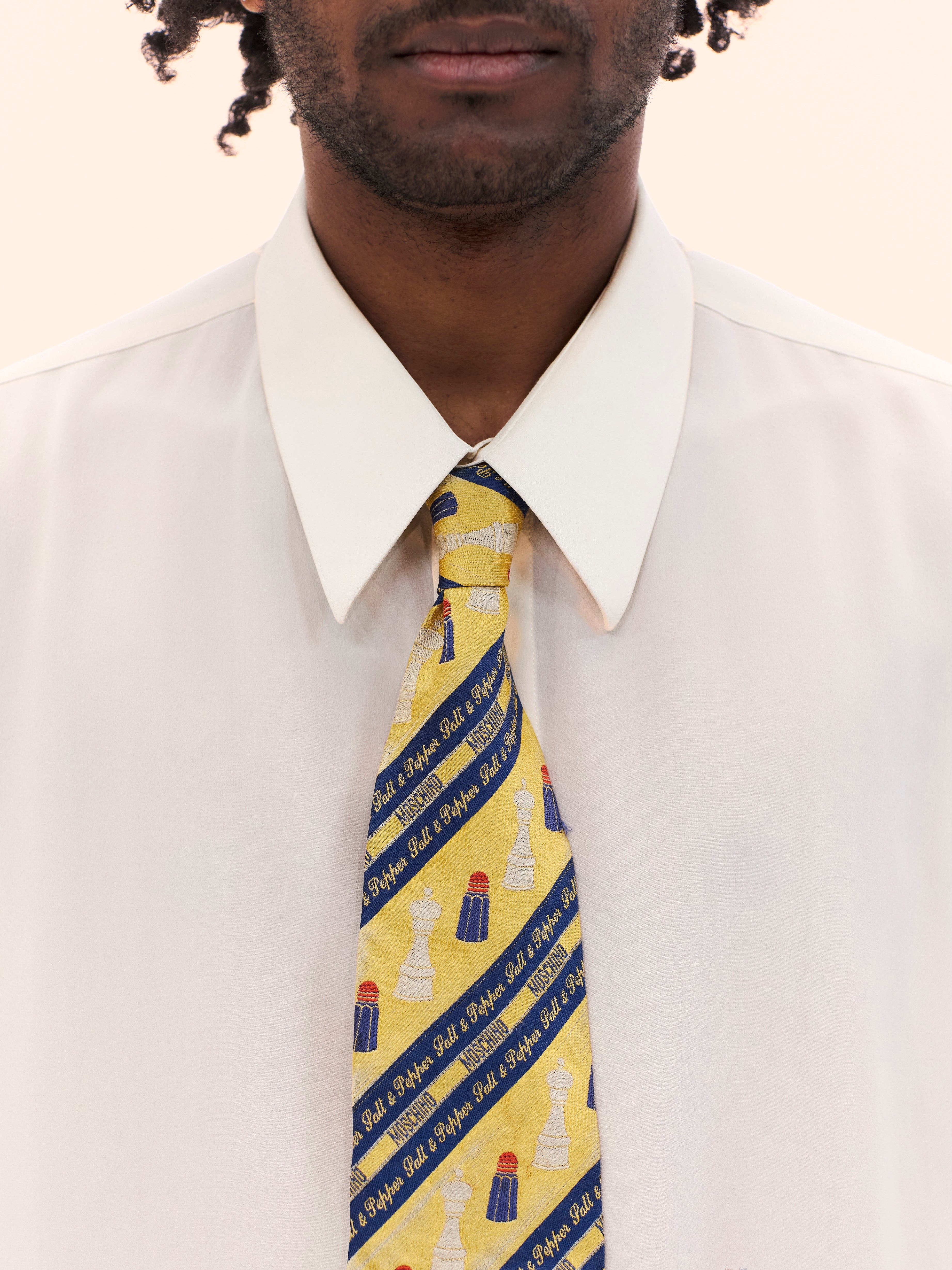 1990S MOSCHINO SALT & PEPPER TIE