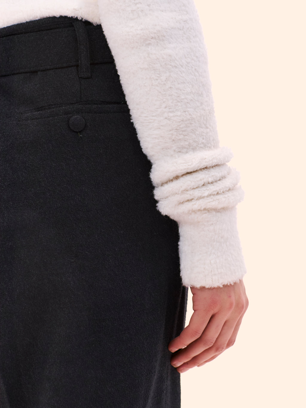 1989 ALAIA WHITE CROPPED CARDIGAN