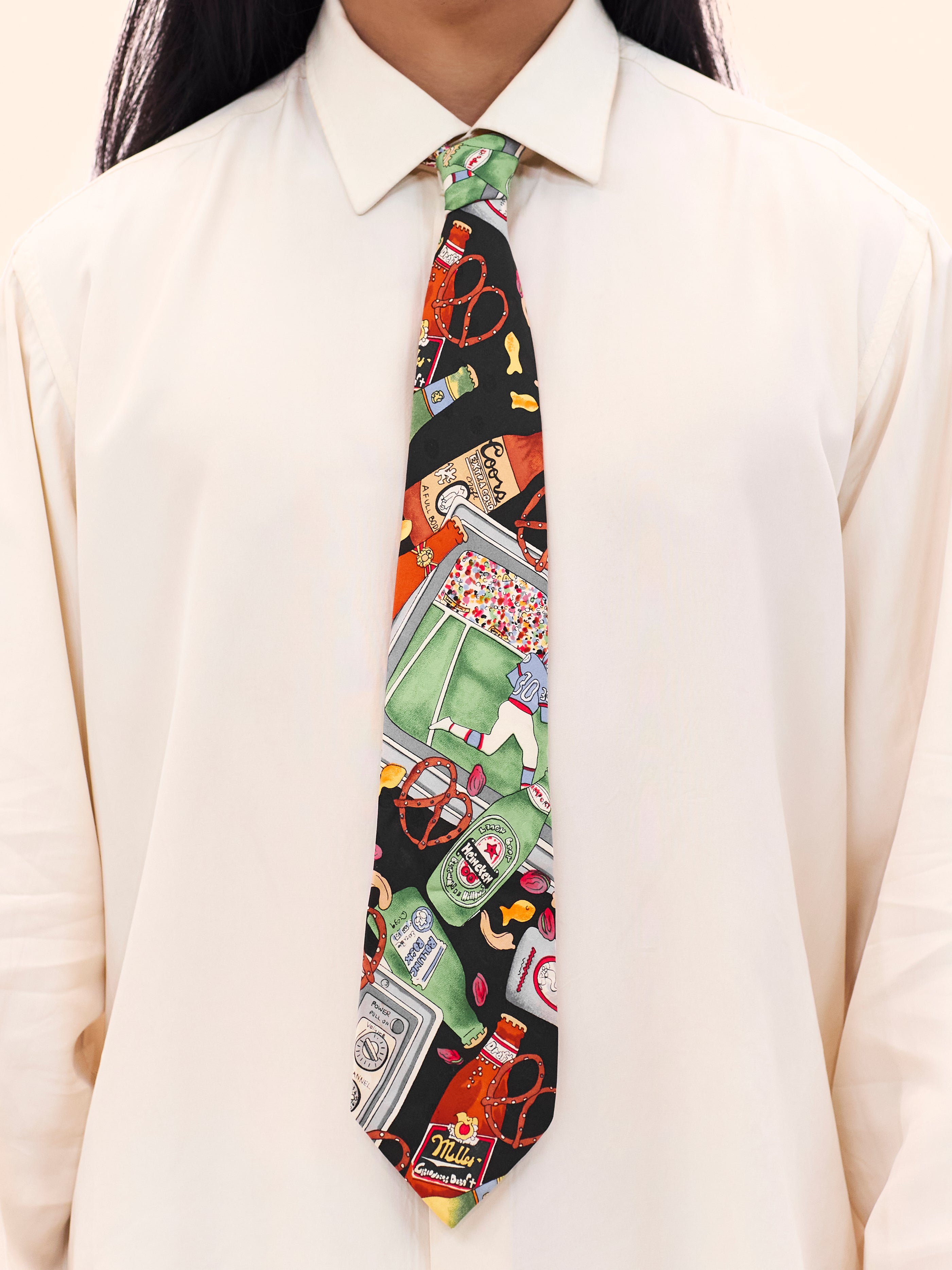 1990 NICOLE MILLER GAME DAY SNACKS TIE