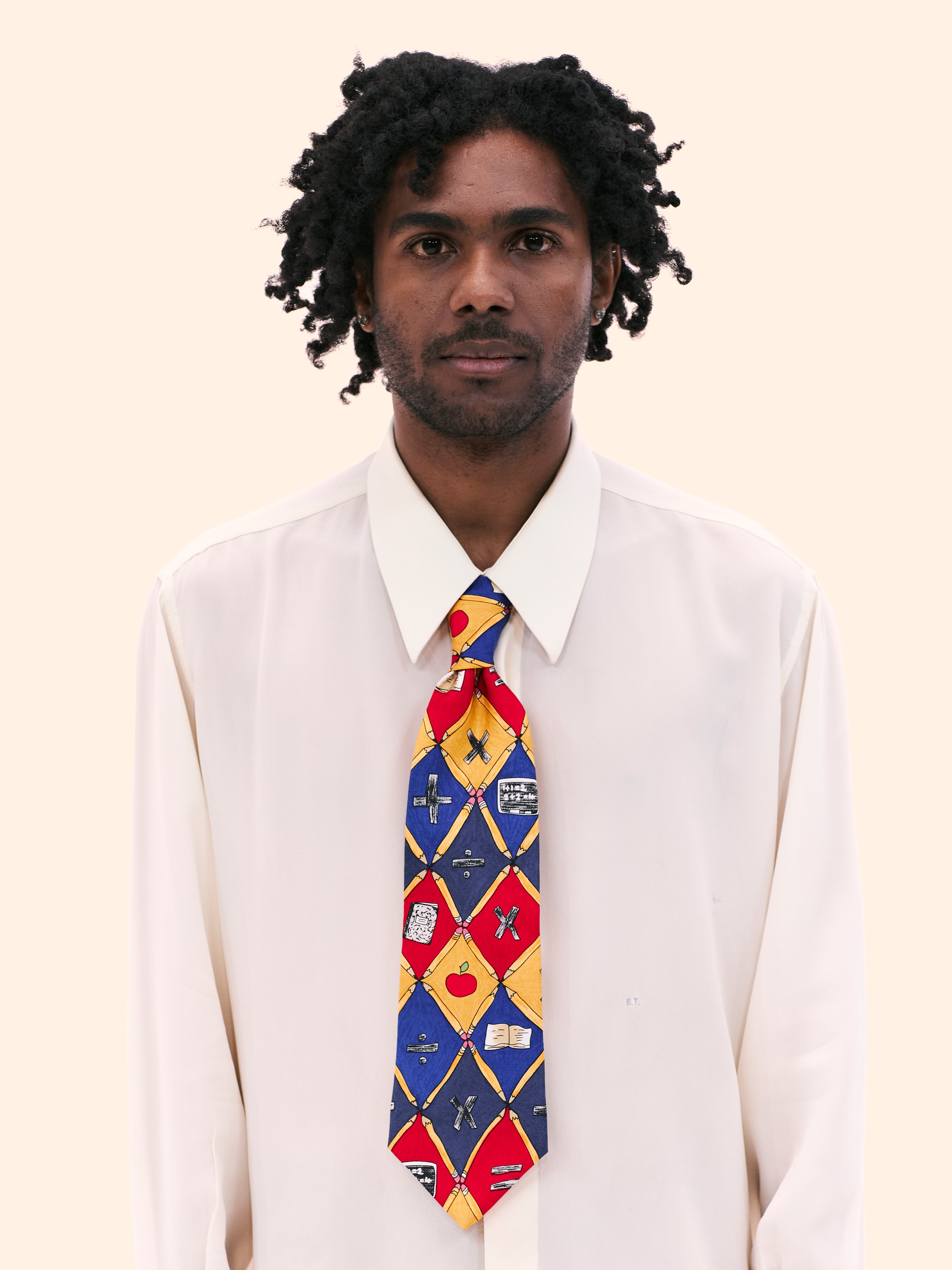 SAVE THE CHILDREN SCHOOL SUPPLIES TIE