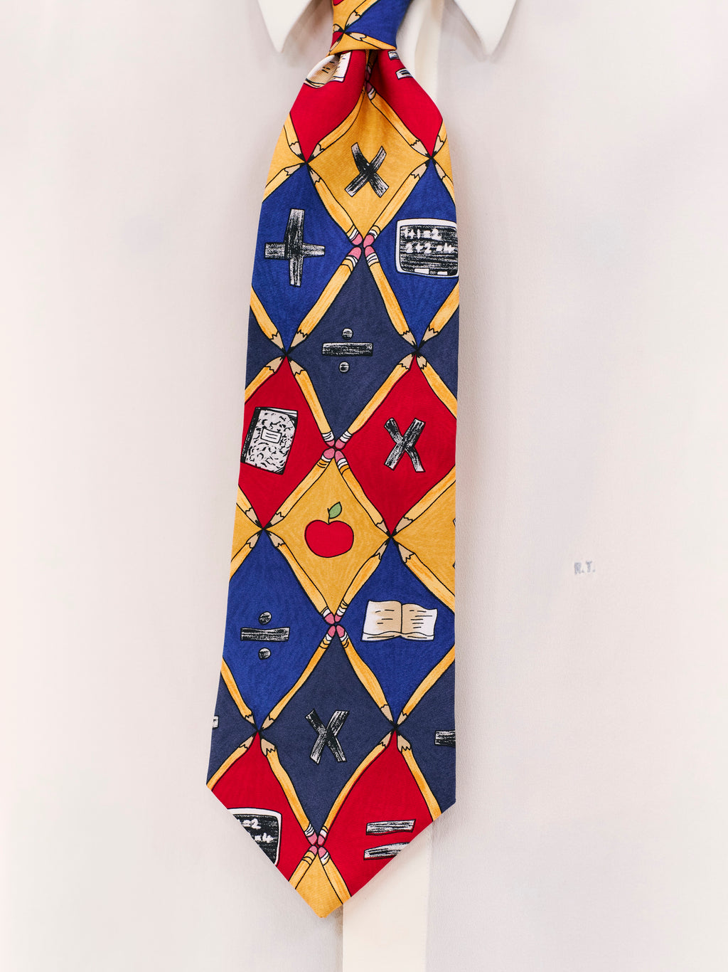 SAVE THE CHILDREN SCHOOL SUPPLIES TIE