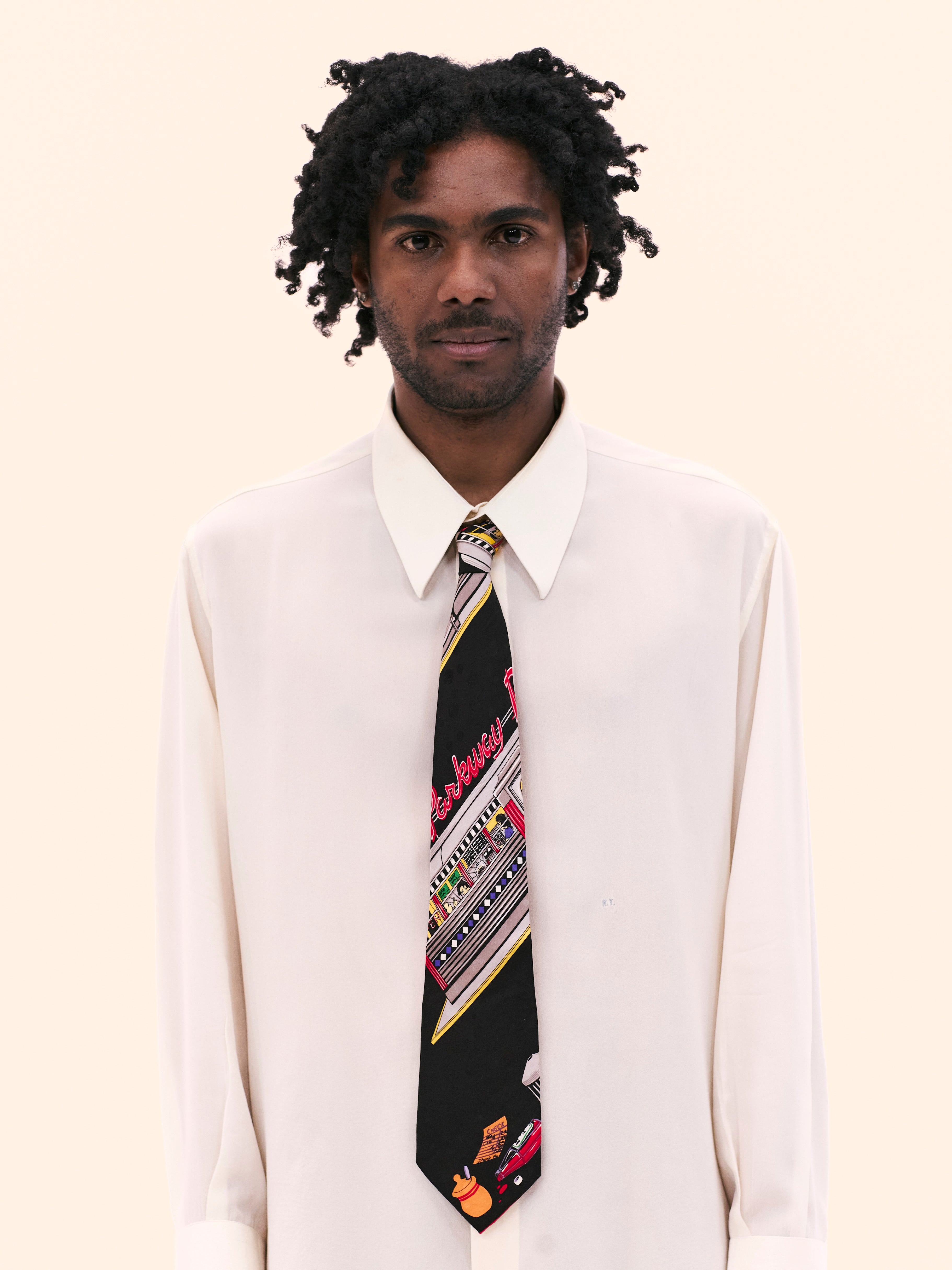 1990 NICOLE MILLER DINER TIE