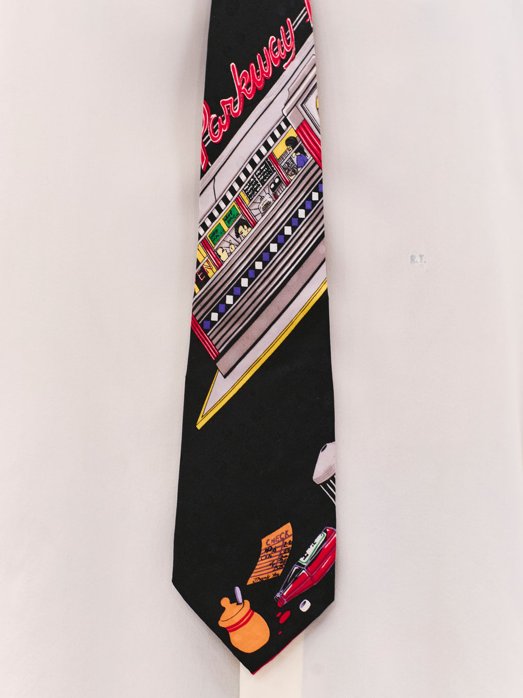 1990 NICOLE MILLER DINER TIE