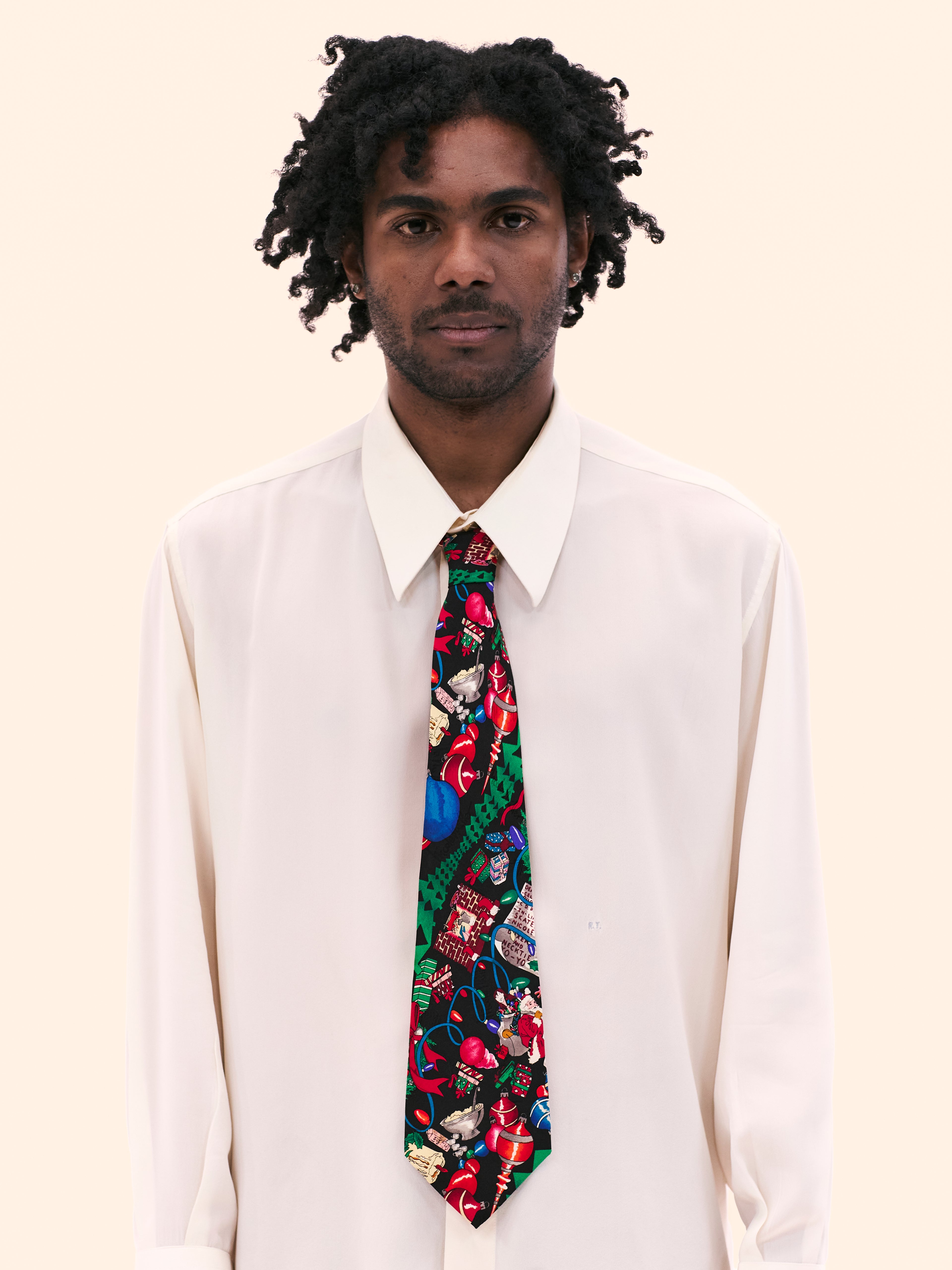 1993 NICOLE MILLER CHRISTMAS TIE