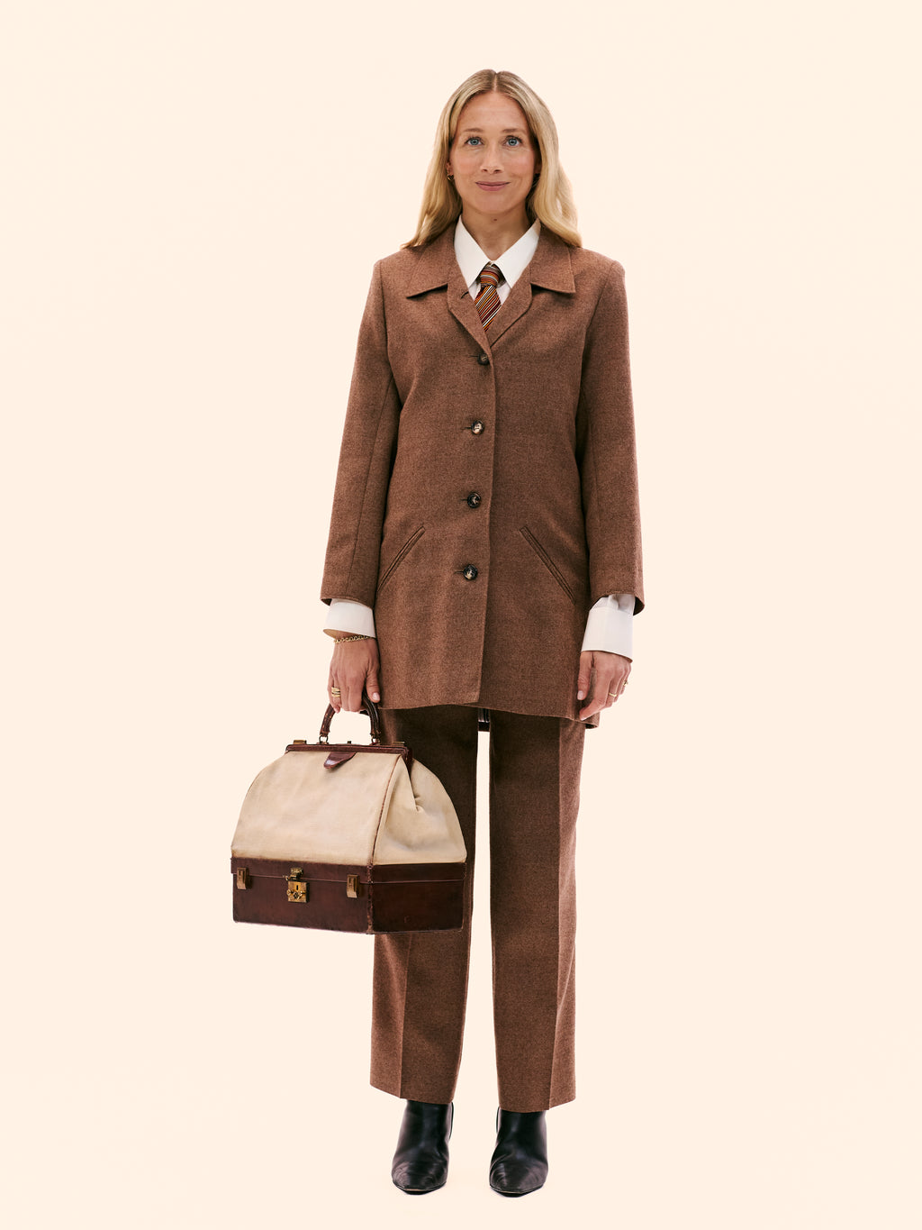 1985 CHLOÉ BY KARL LAGERFELD READY TO WEAR BROWN WOOL SUIT