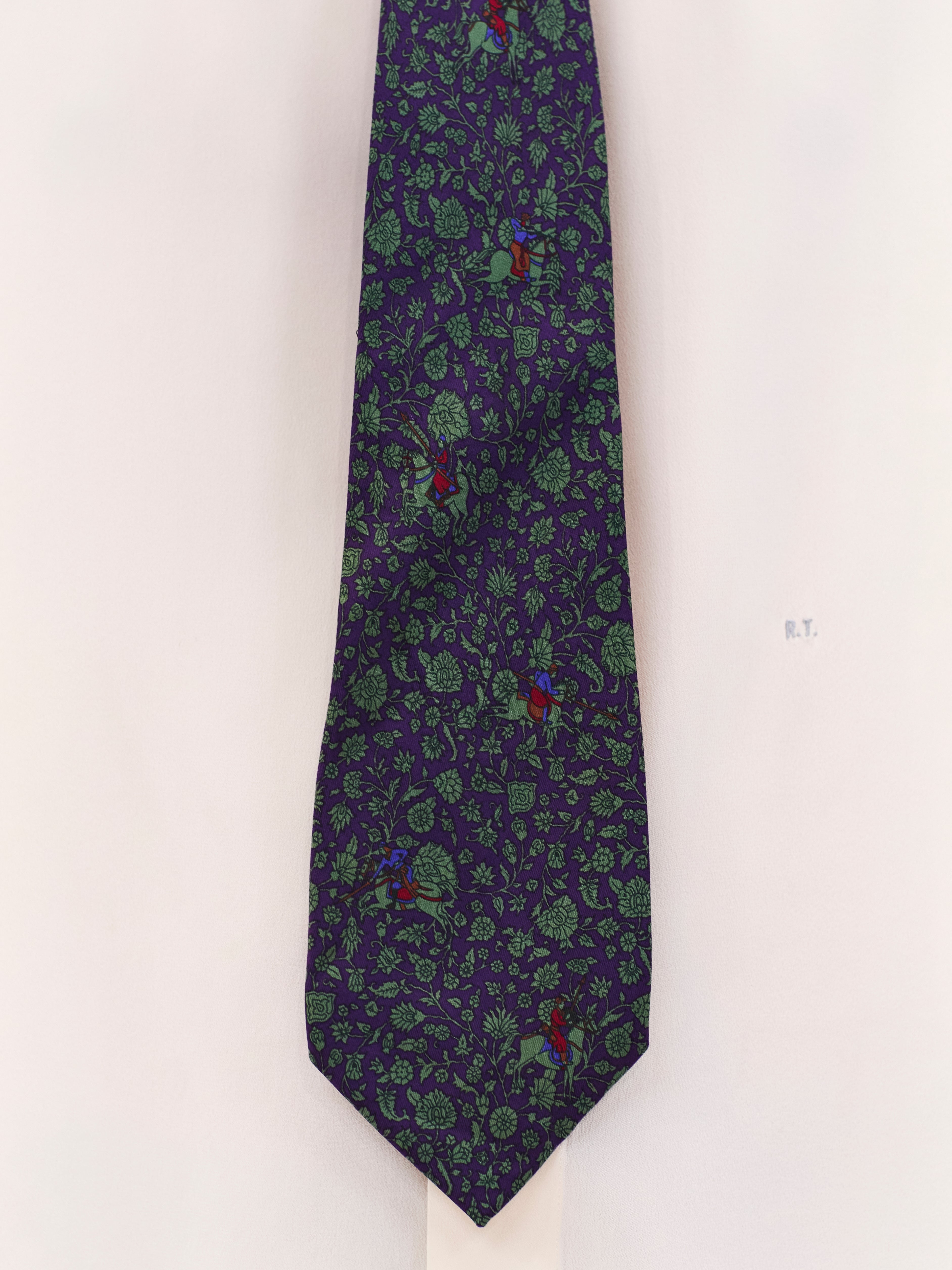 SALVATORE FERRAGAMO LEAVES AND HORSES TIE