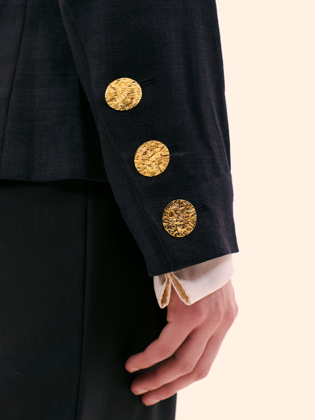 1990 YVES SAINT LAURENT LINEN NAVY COLLARLESS BLAZER