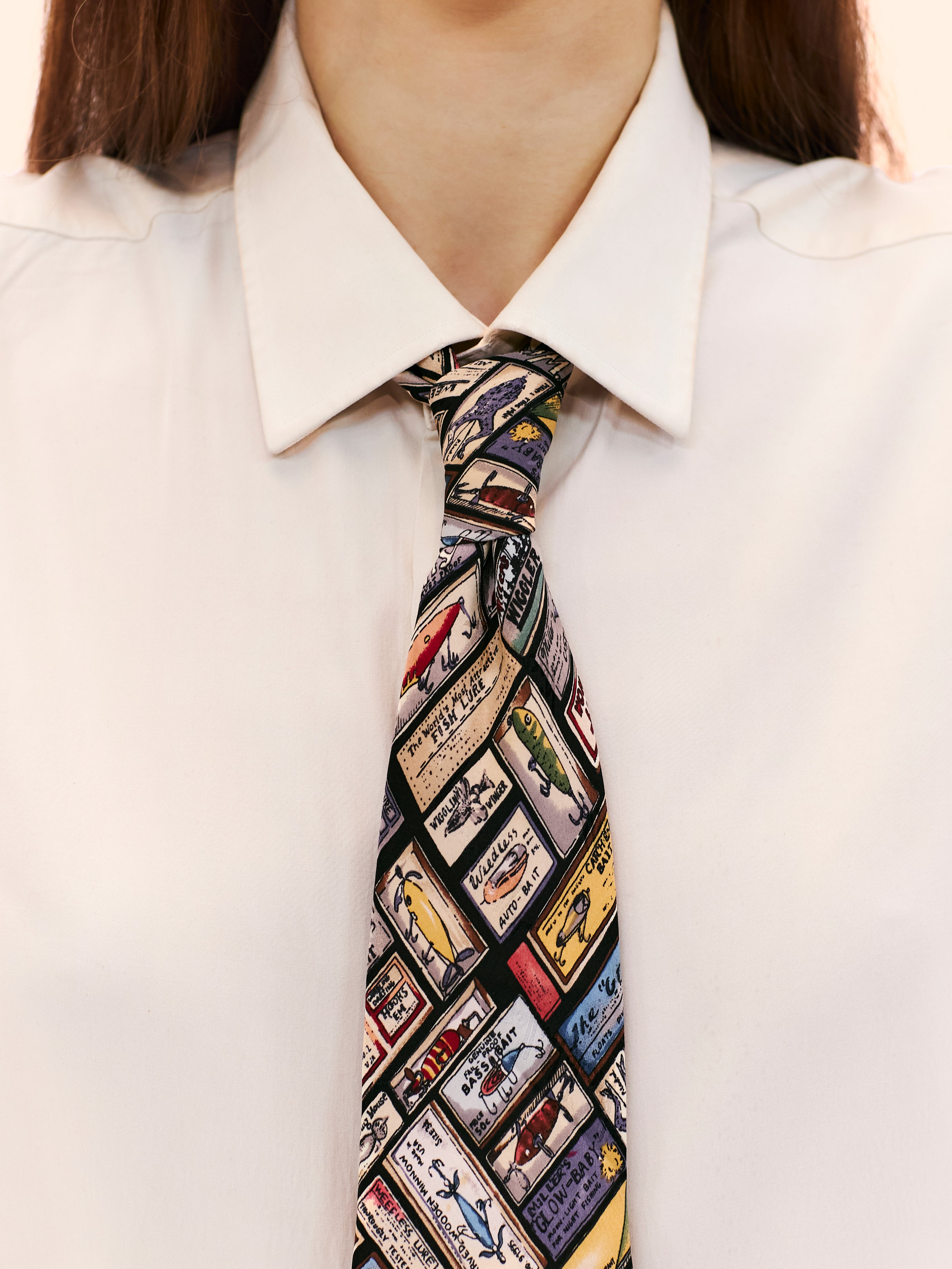 1996 NICOLE MILLER FISHING TIE