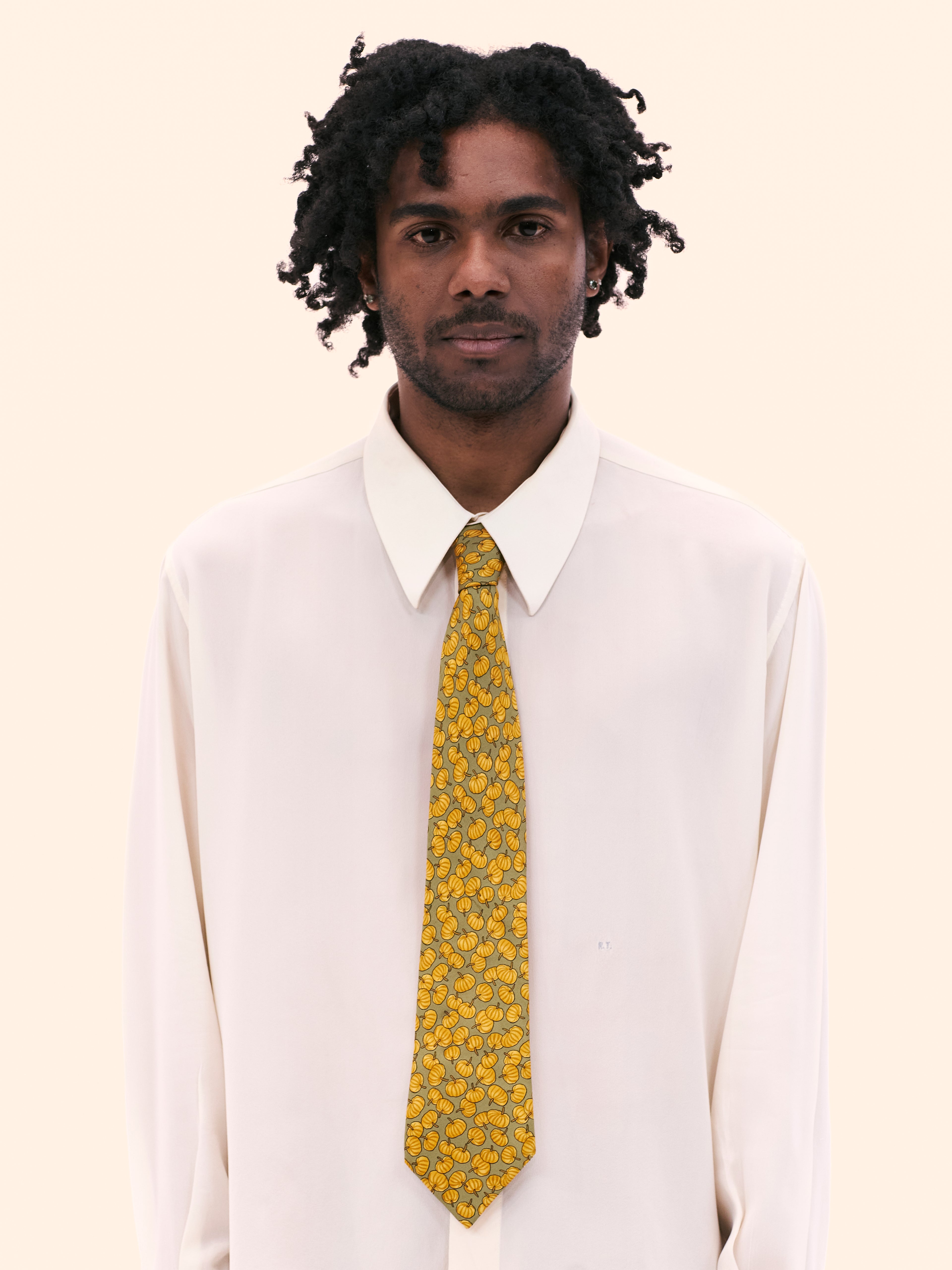 HERMES PUMPKIN TIE