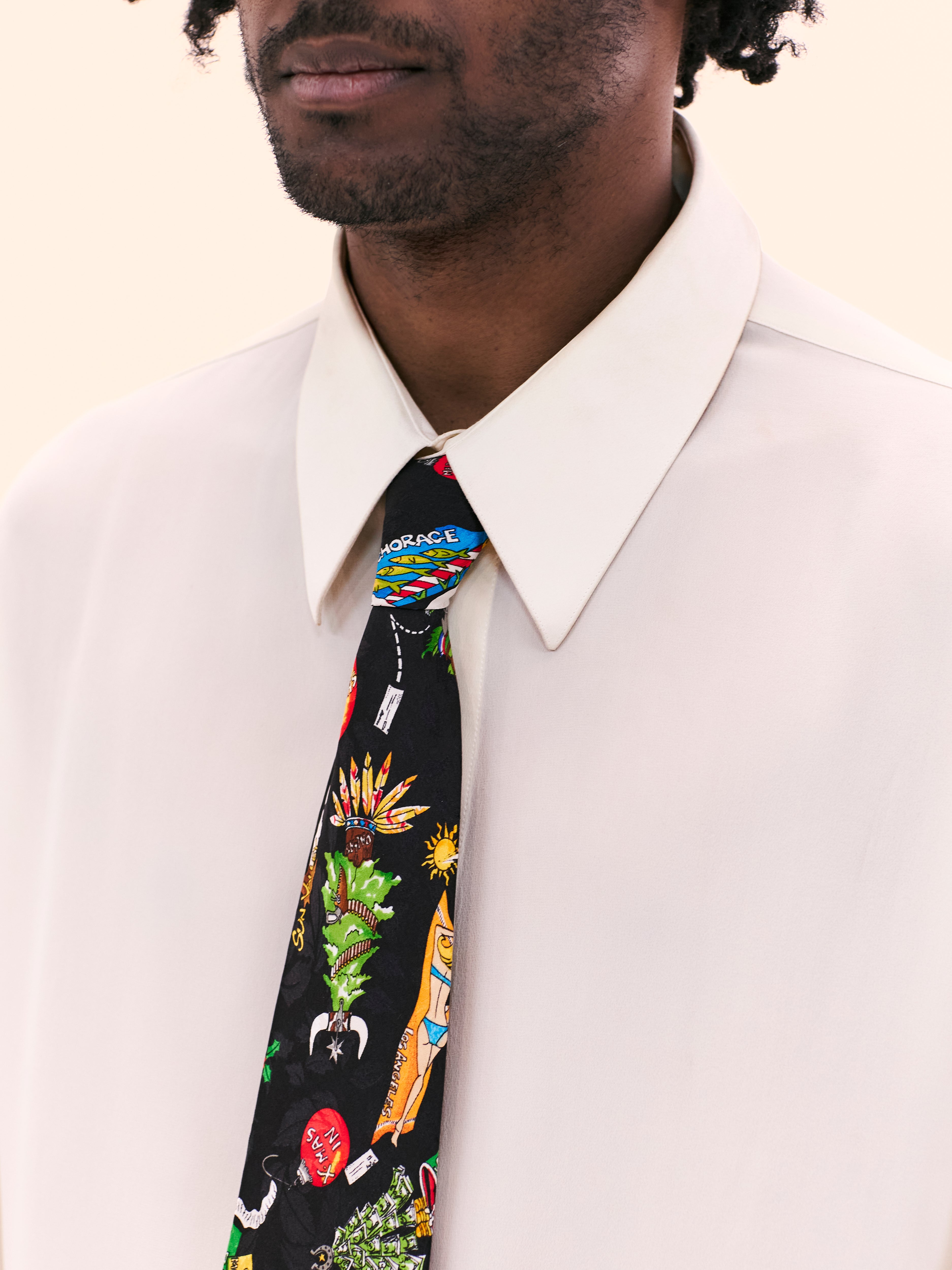 1992 NICOLE MILLER USA CHRISTMAS TIE