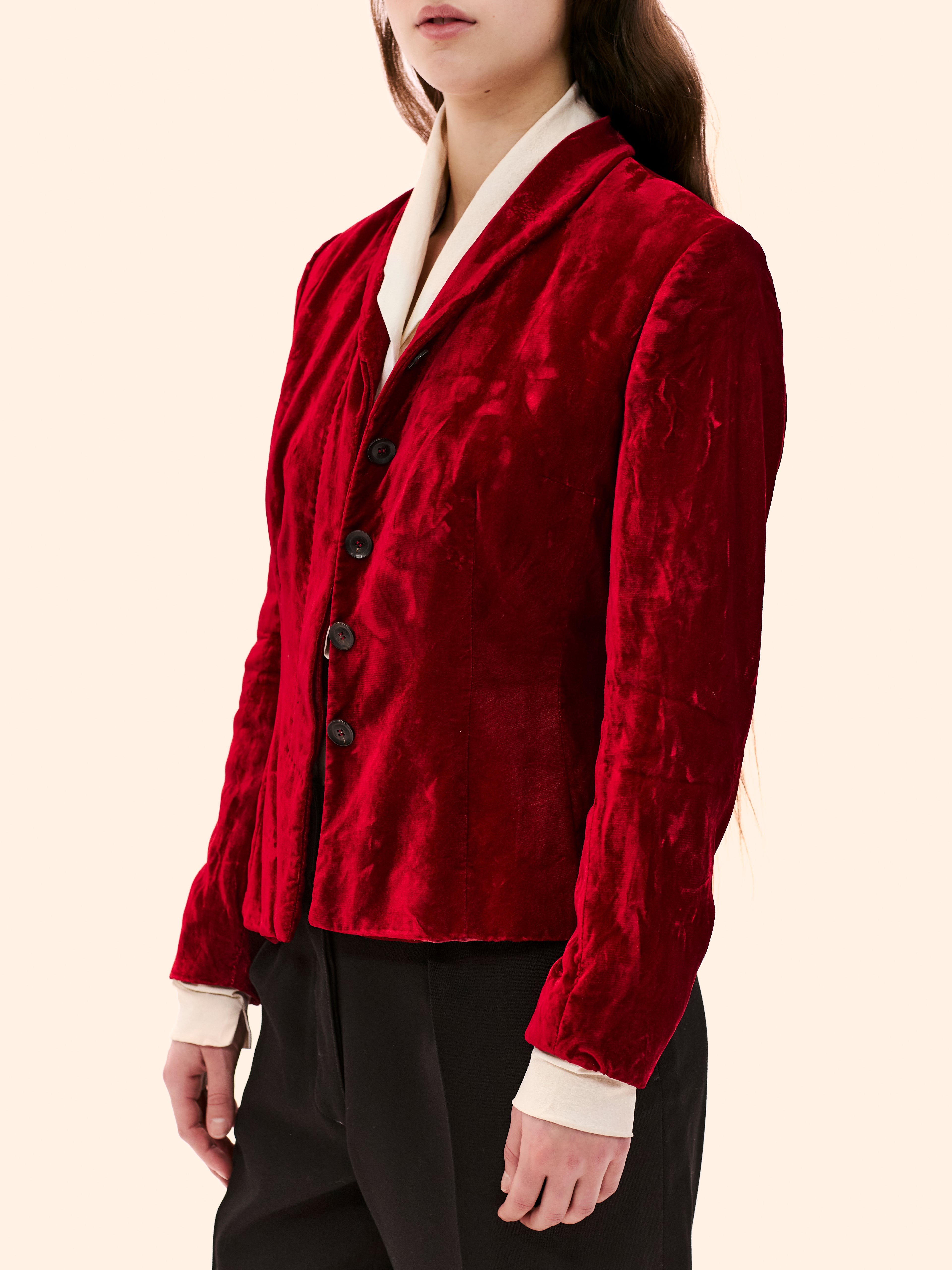 AW99-00 GUCCI BY TOM FORD RED VELVET SHAWL COLLAR JACKET