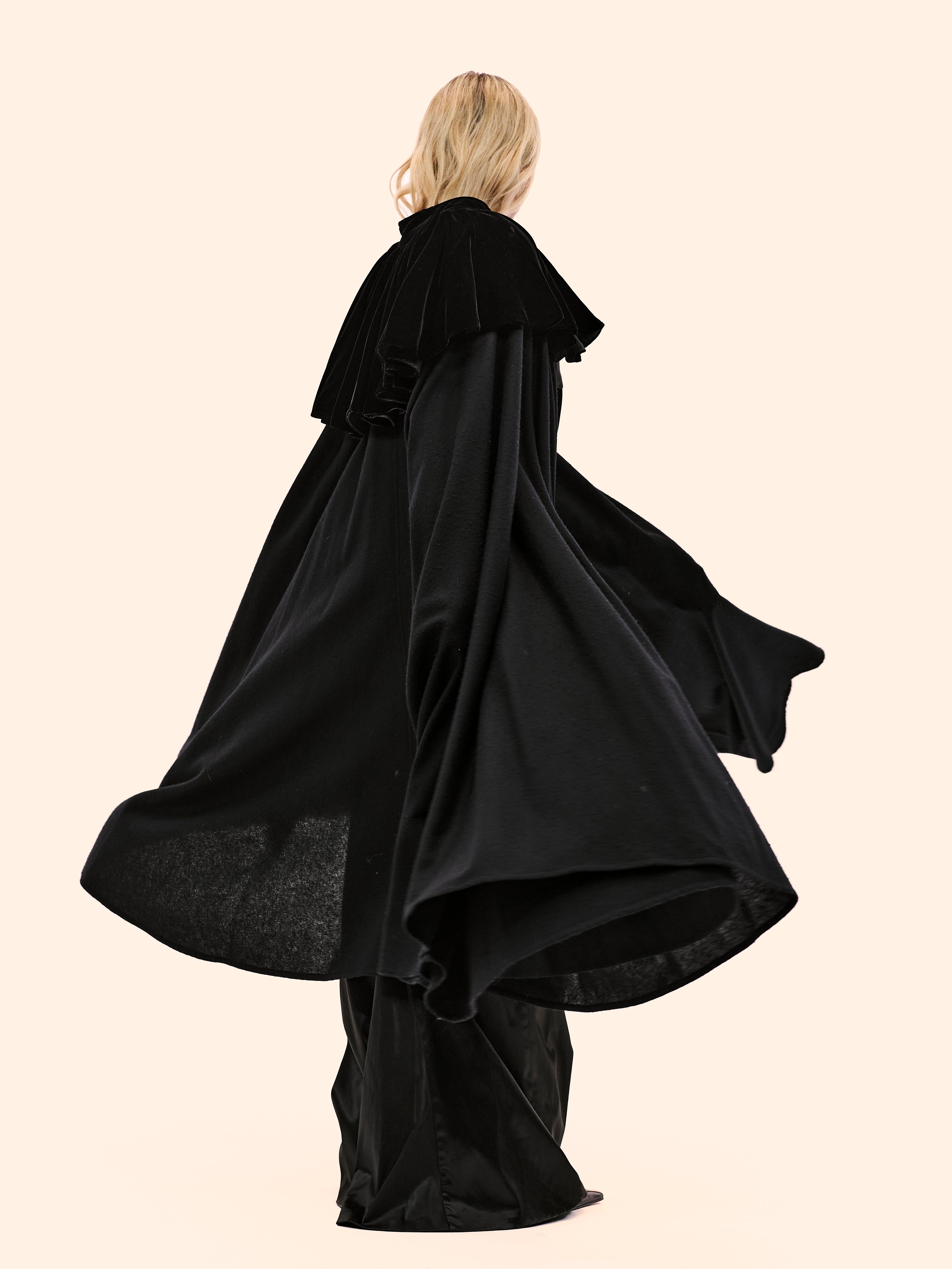 AW80-81 YVES SAINT LAURENT EVENING CLOAK