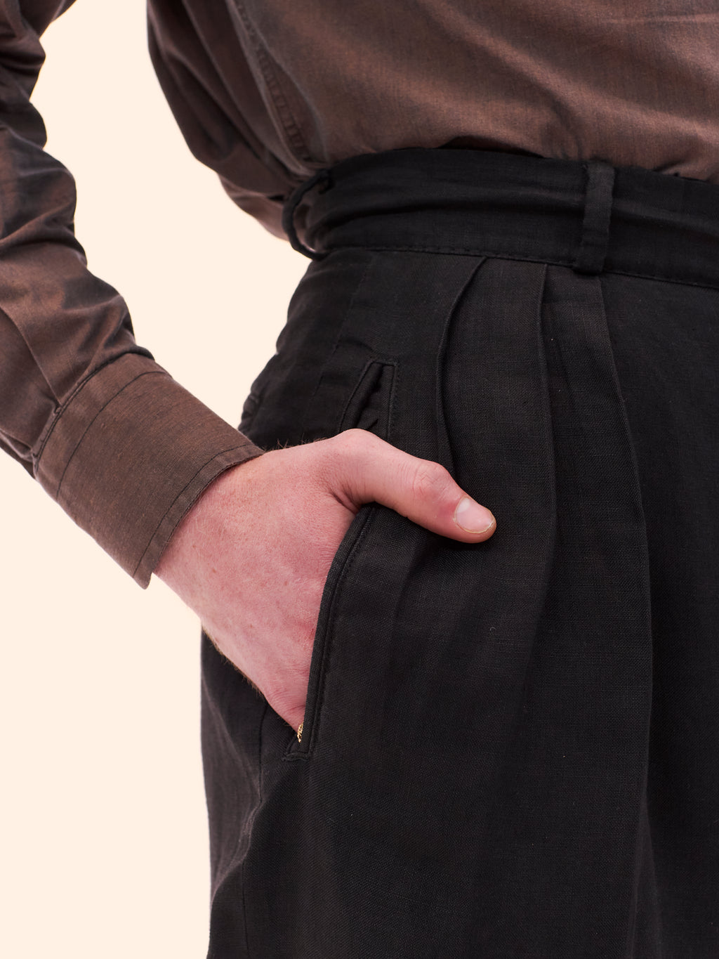 MONTANA PLEATED LINEN TROUSERS