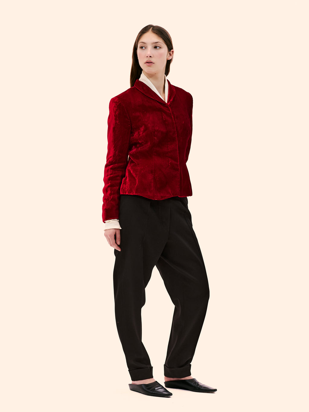 AW99-00 GUCCI BY TOM FORD RED VELVET SHAWL COLLAR JACKET
