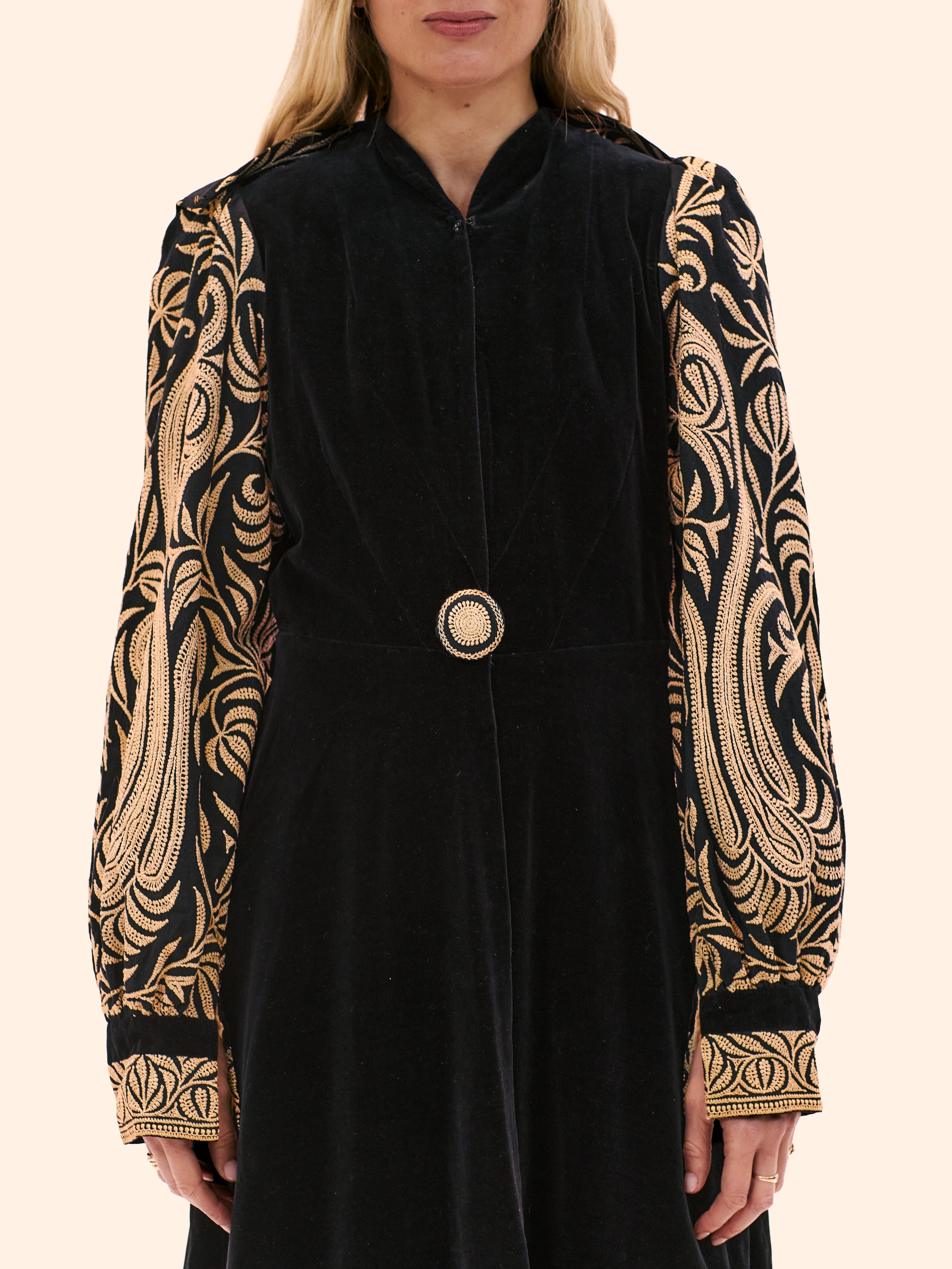 1930'S EMBROIDERED BLACK VELVET COAT