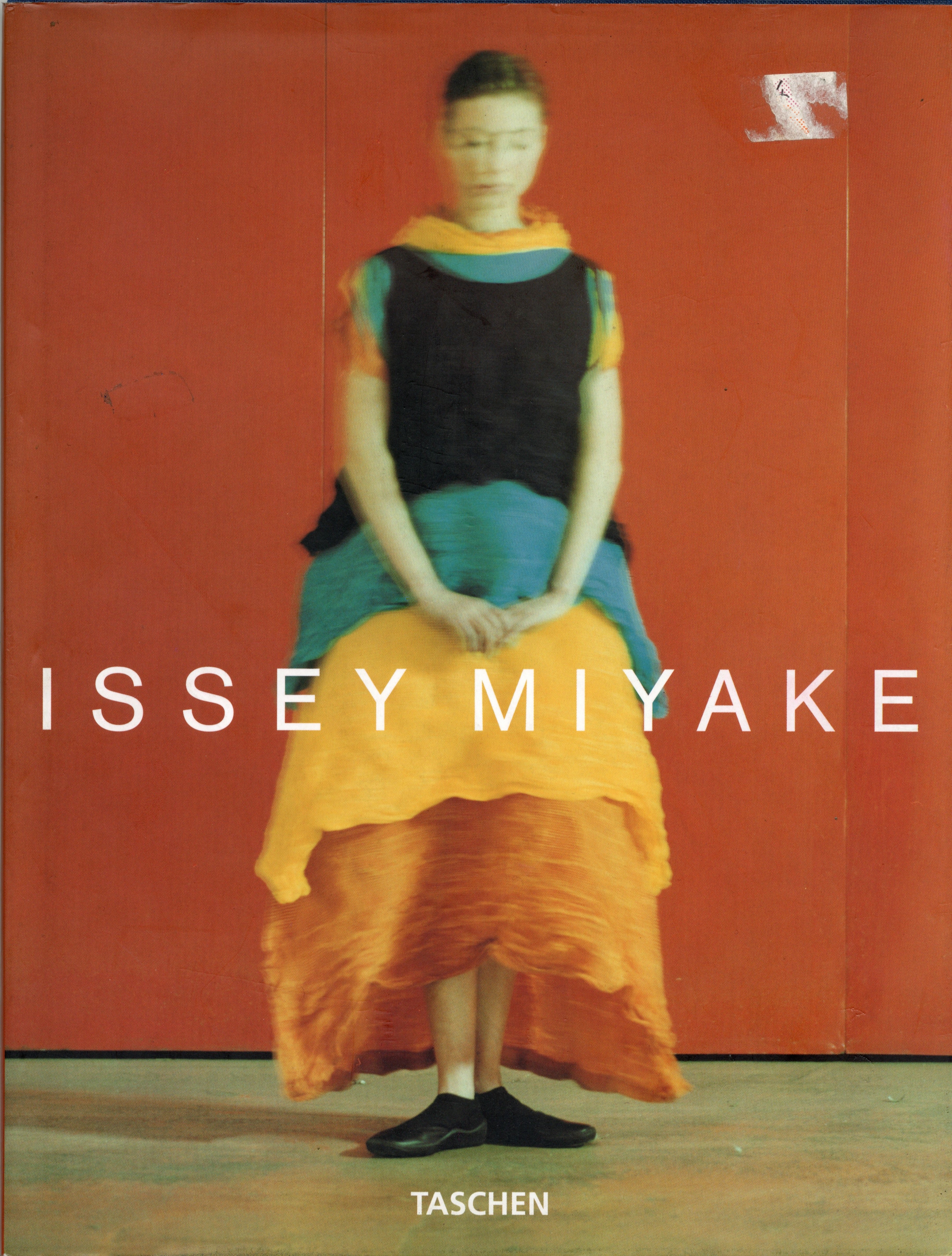 ISSEY MIYAKE BOOK