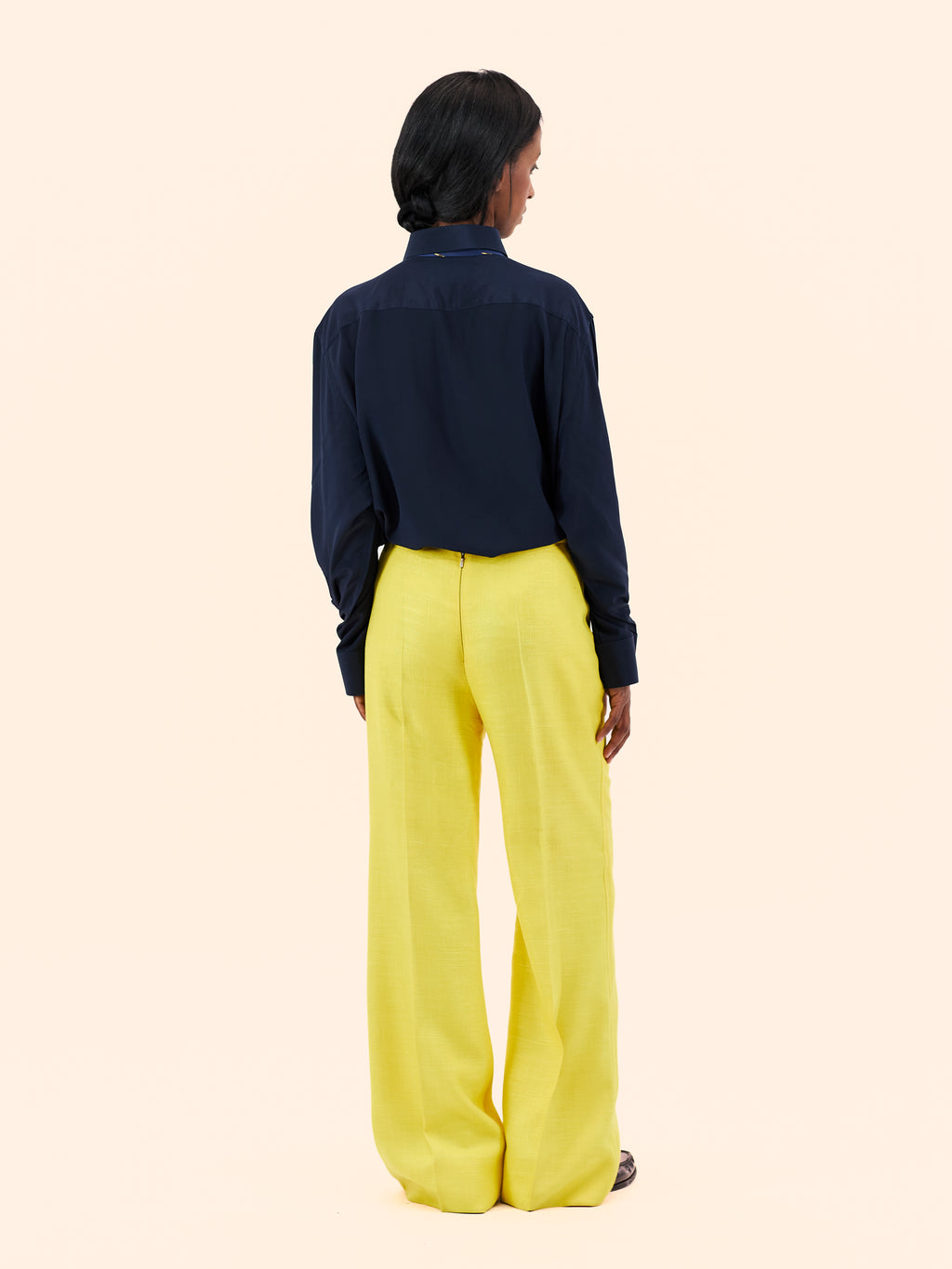 COURREGES NAVY WOOL COAT WITH YELLOW LINEN TROUSERS