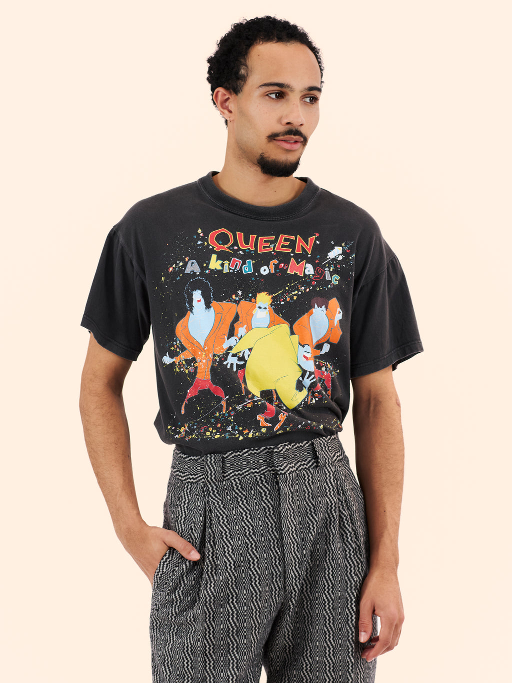 QUEEN T-SHIRT