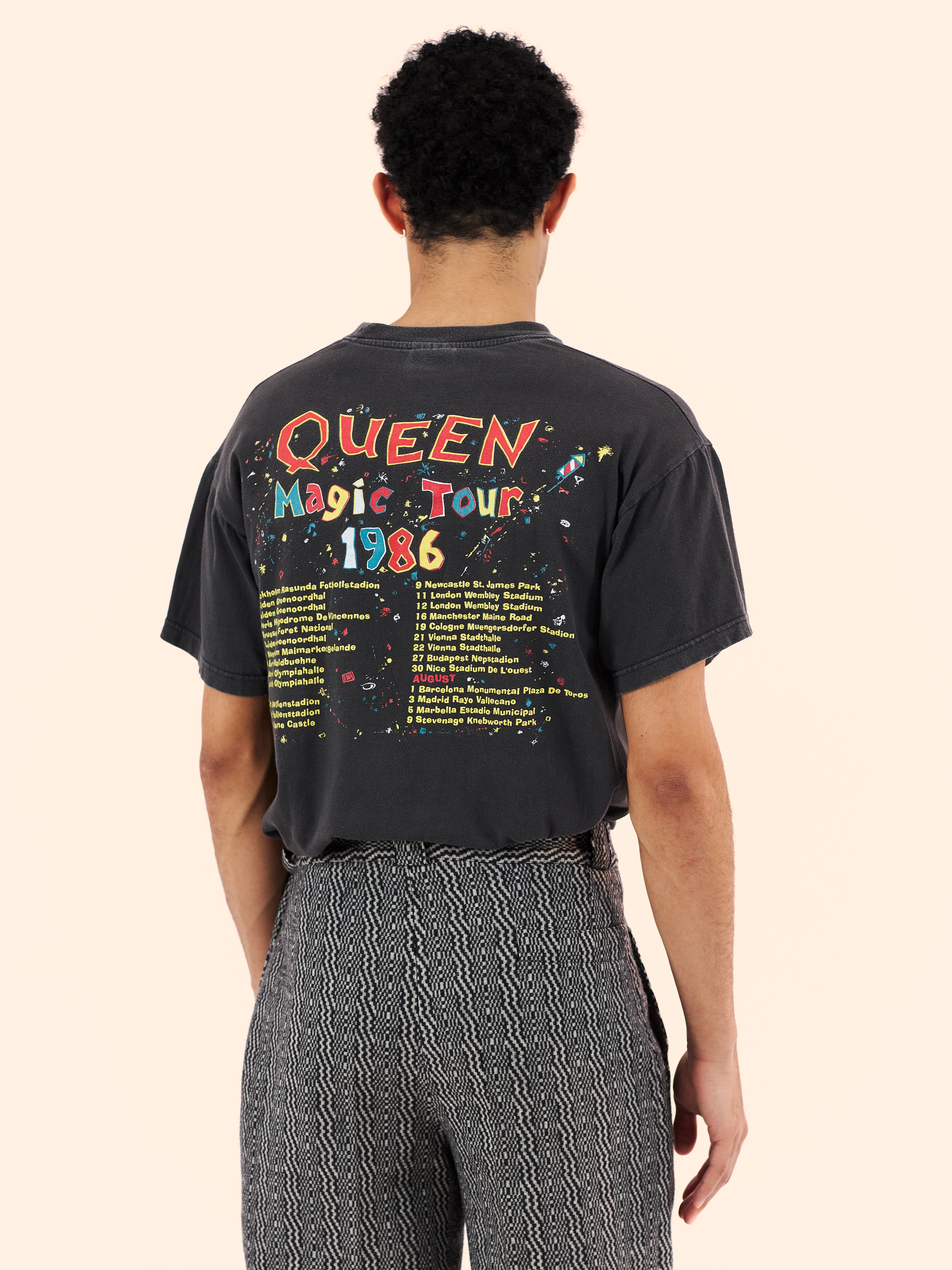 QUEEN T-SHIRT
