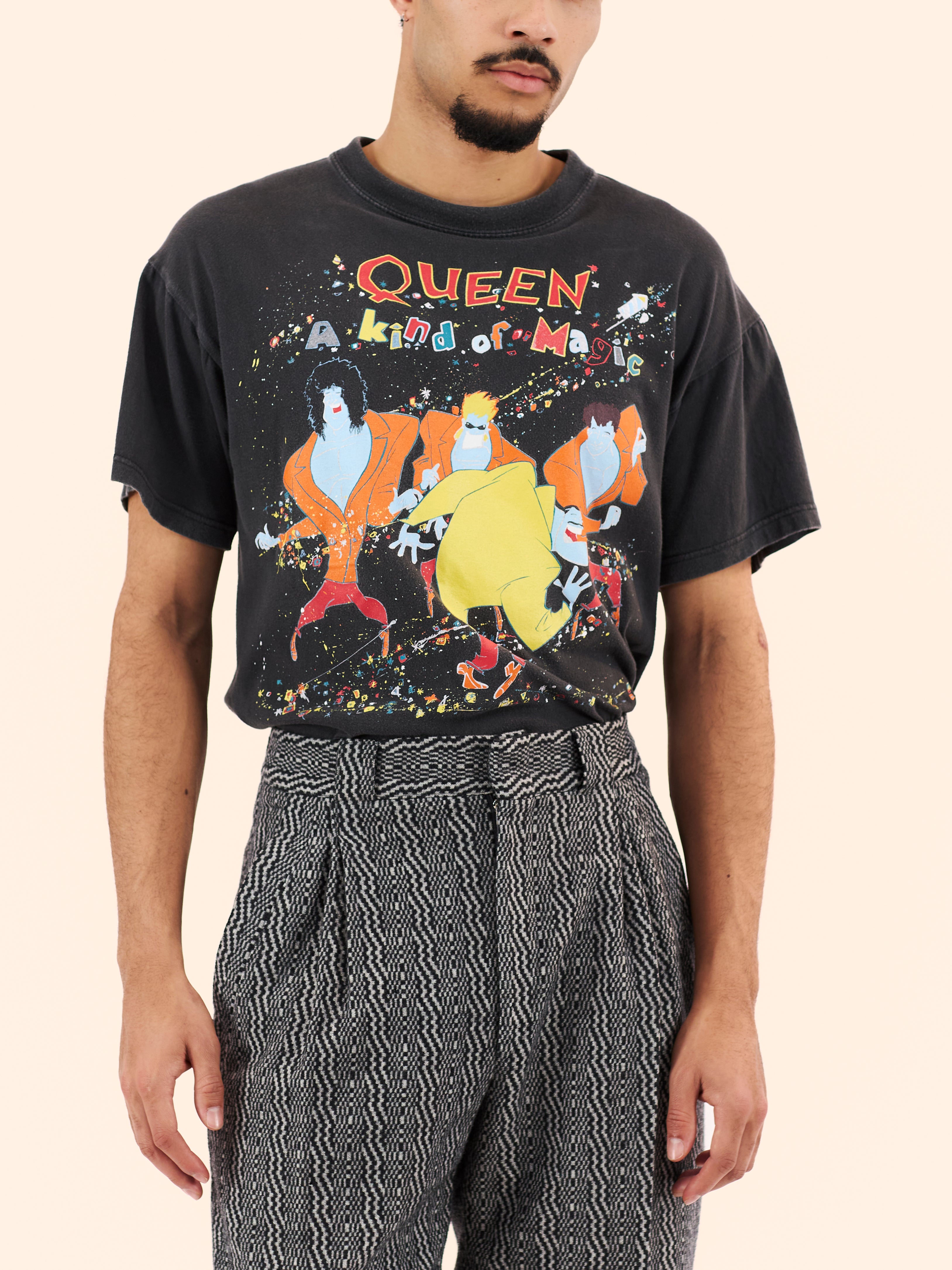 QUEEN T-SHIRT