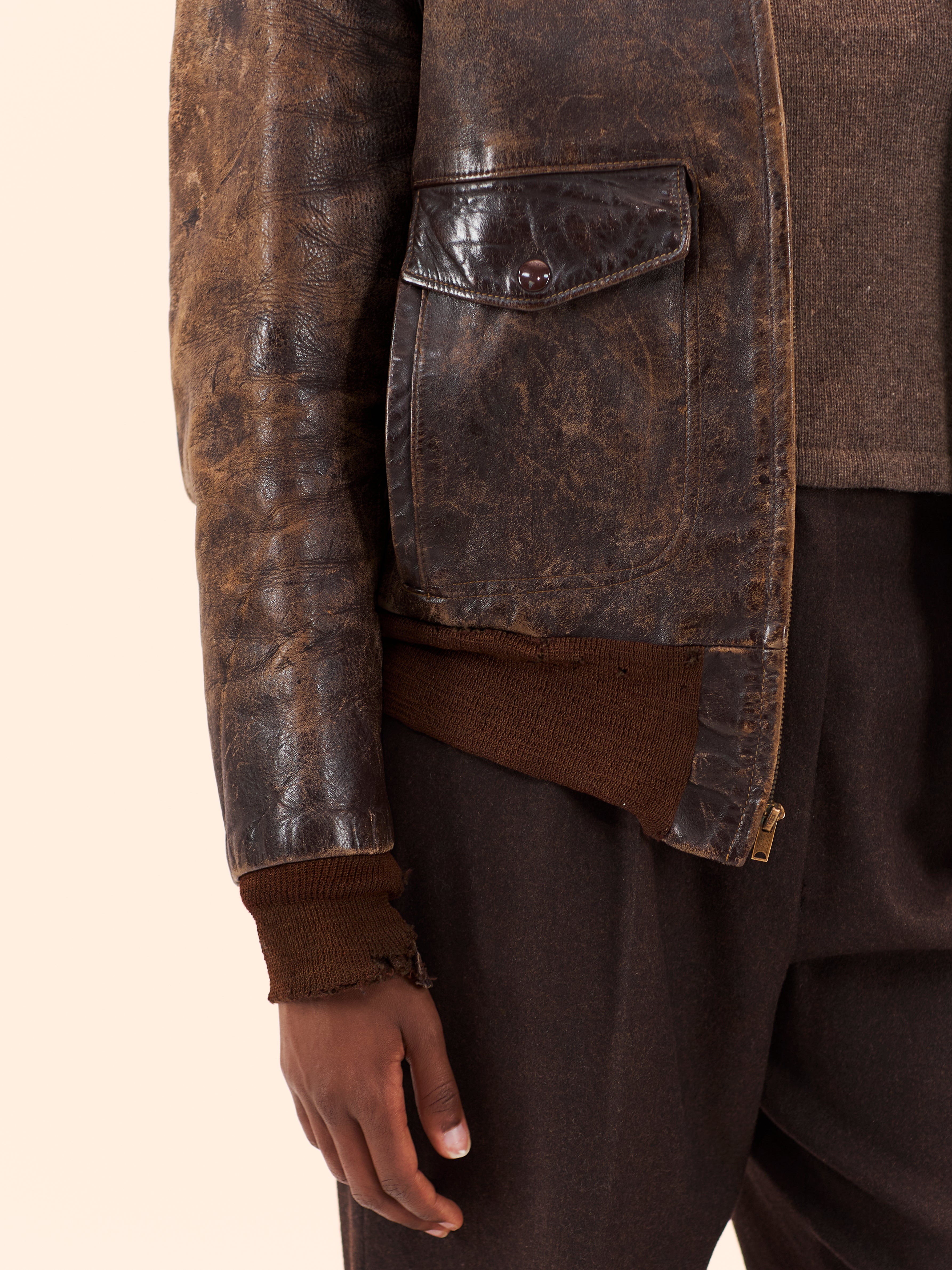 1940'S DISTRESSED A2 FLIGHT LEATHER JACKET