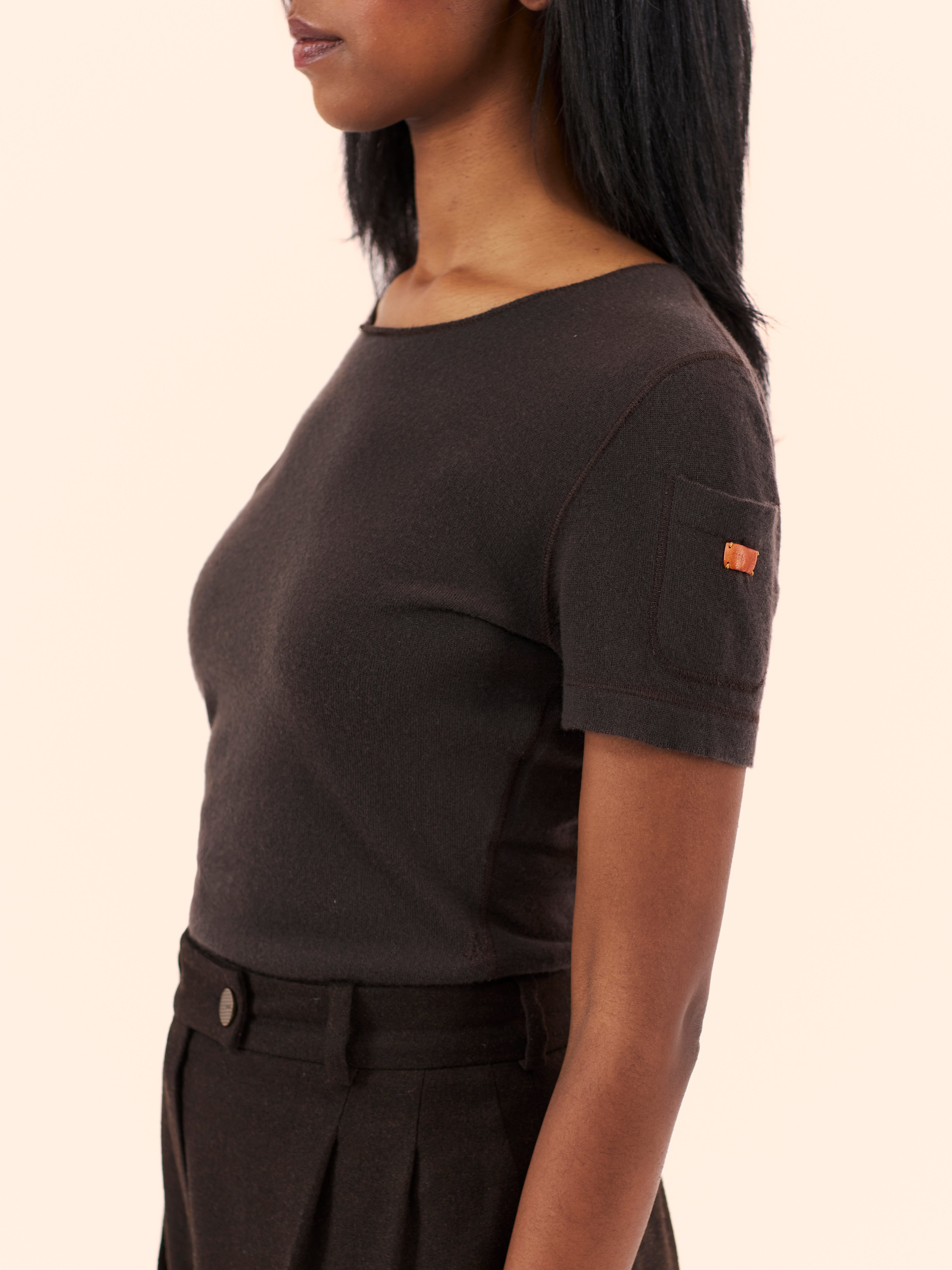 A/W 00-01 CHANEL BY KARL LAGERFELD BROWN CASHMERE TOP