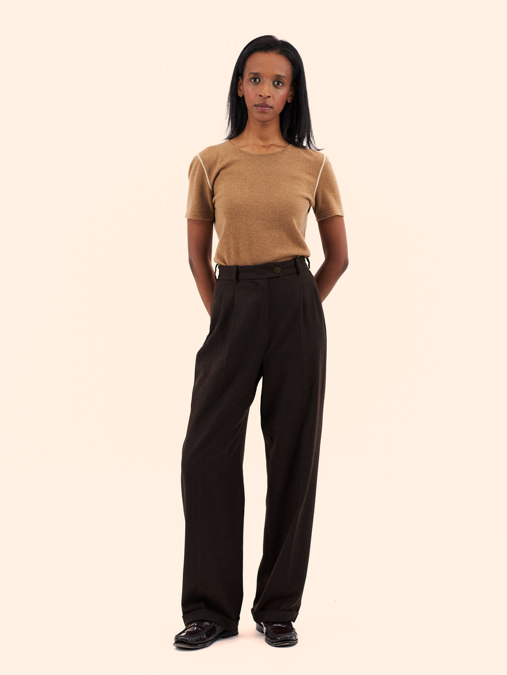 A/W 00-01 CHANEL BY KARL LAGERFELD BEIGE CASHMERE TOP