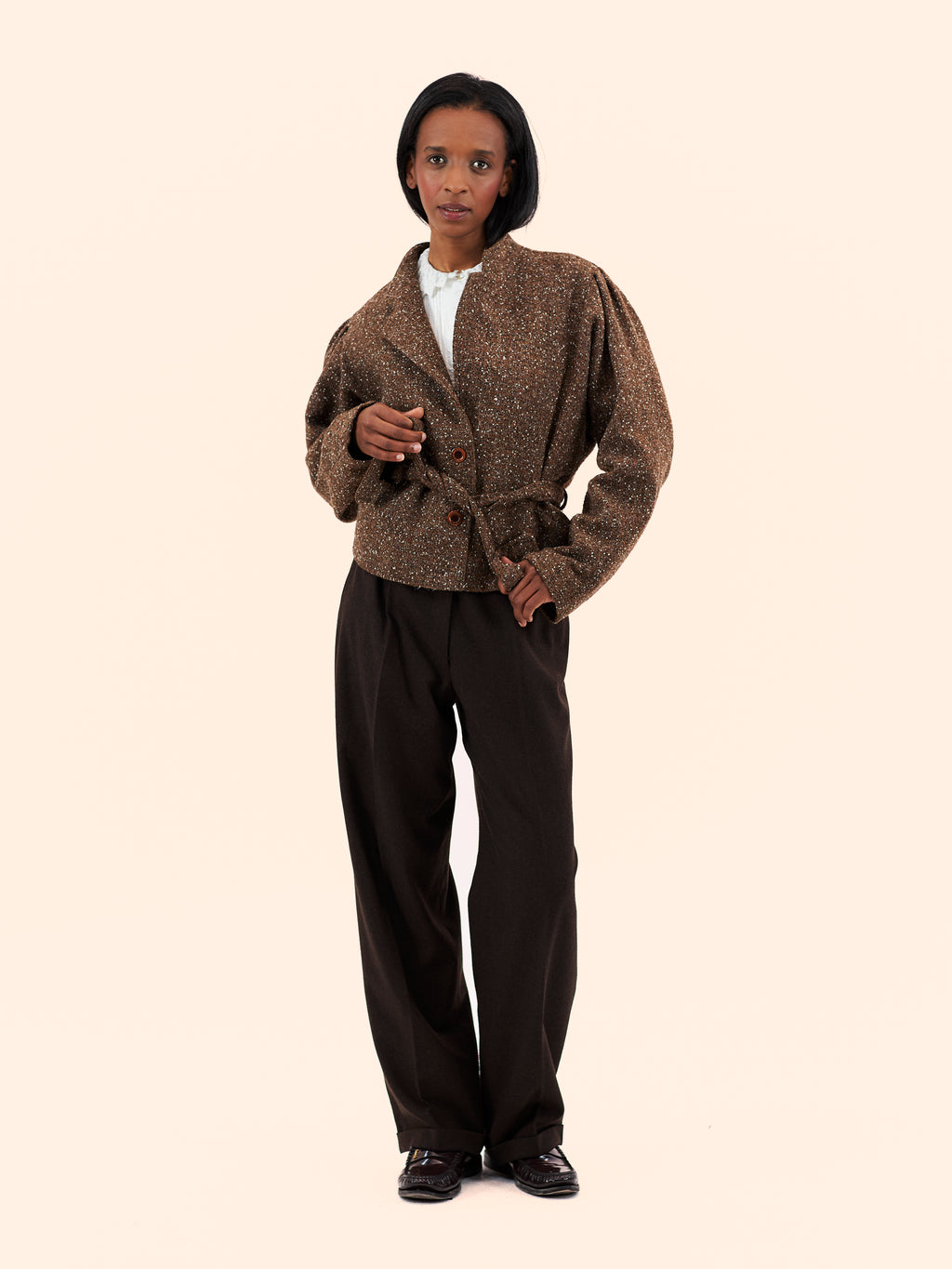 CROPPED BROWN JACKET 