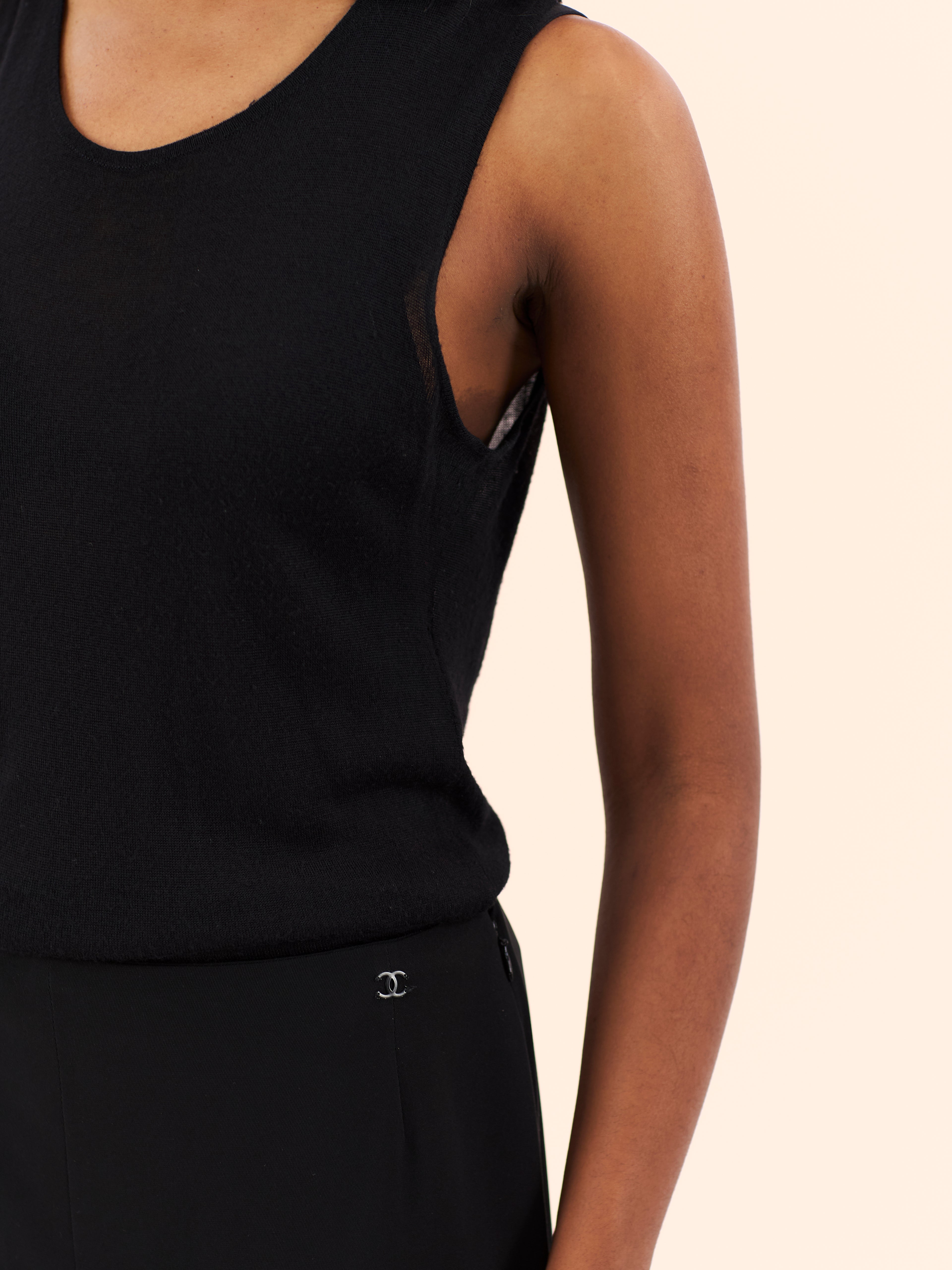 A/W 00-01 CHANEL BY KARL LAGERFELD BLACK KNIT TANK