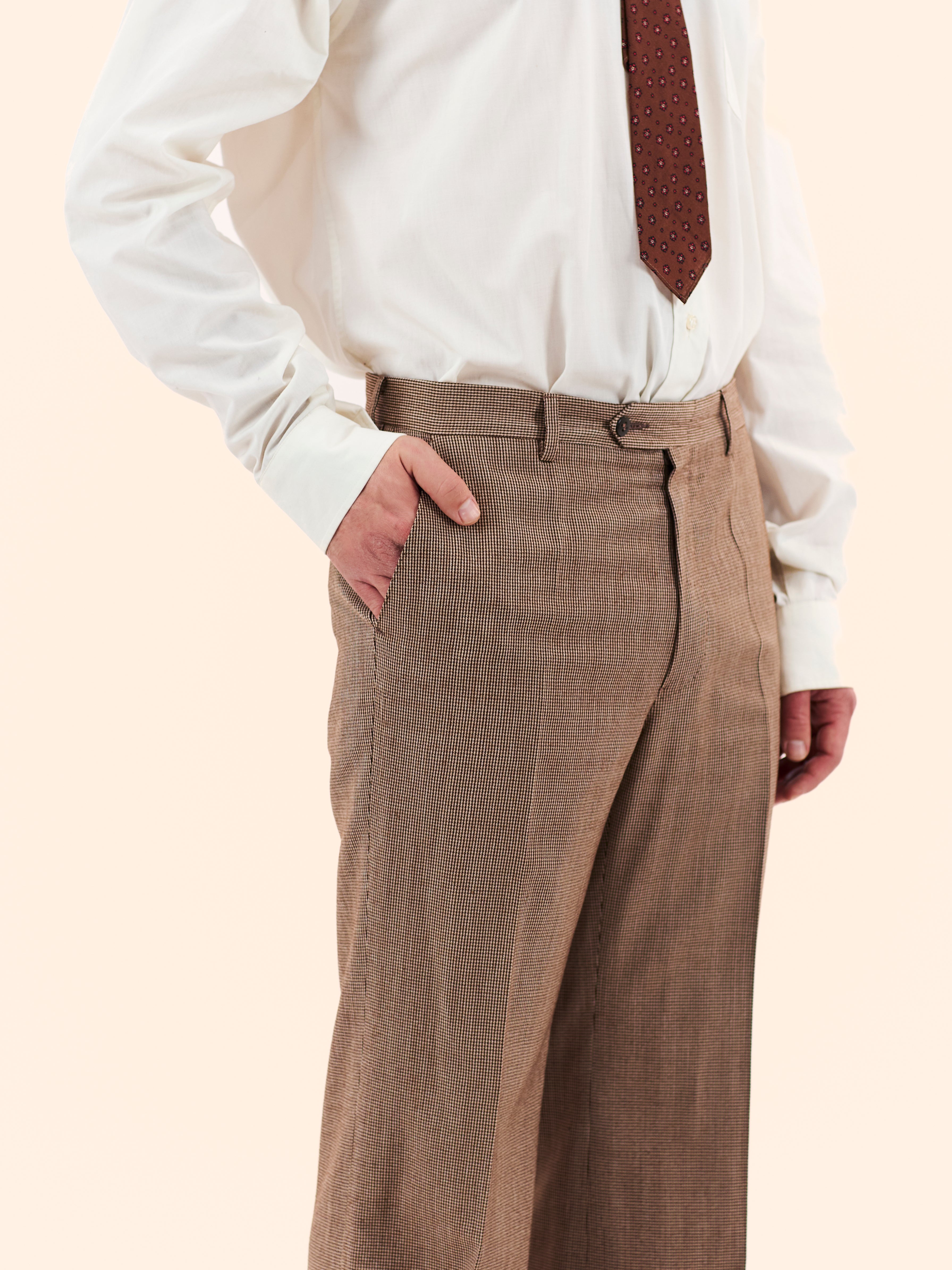 1973 KENTISH EXCLUSIVE HOUNDSTOOTH SUIT