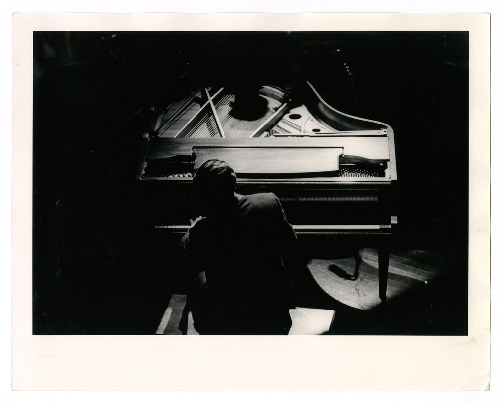 DUKE ELLINGTON ON STAGE PERFORMING AT THE UNIVERSITY OF CHICAGO, 1960 BY TED WILLIAMS